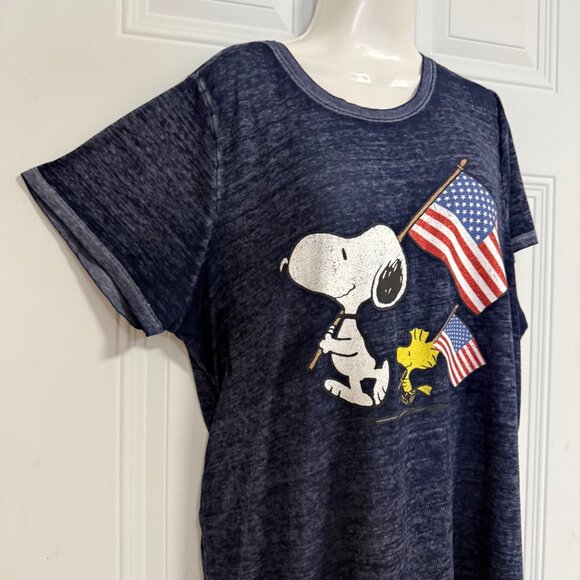 Peanuts Patriotic Tee Shirt Soft - Picture 5 of 6